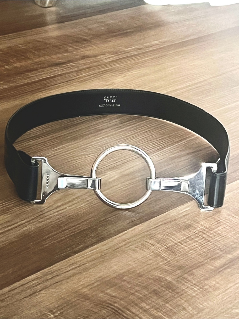 Gucci Black Leather Belt with Silver Ring Detail